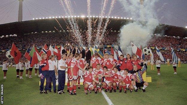 Denmark players celebrate winning Euro 1992