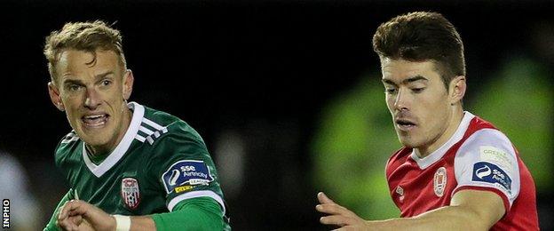 Dean Shiels in action for Derry City against St Patrick's Athletic