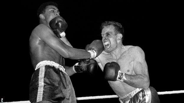 Muhammad Ali and Henry Cooper