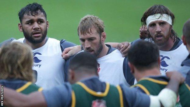 England's Billy Vunipola, Chris Robshaw and Tom Wood