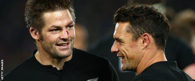 Richie McCaw (left) with Dan Carter