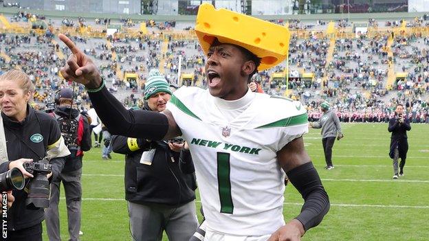 Ahmad "Sauce" Gardner celebrates the New York Jets' win in Green Bay