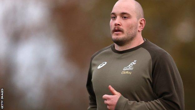 Ollie Hoskins trains with Australia at The Lensbury before their Test against England