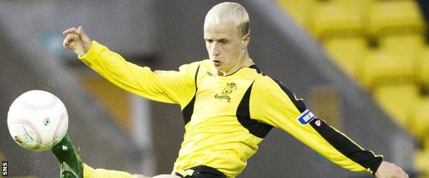 Leigh Griffiths playing for Livingston in 2008