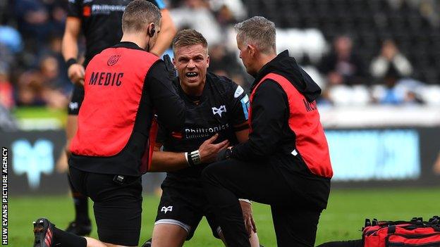 Gareth Anscombe has played 32 internationals for Wales