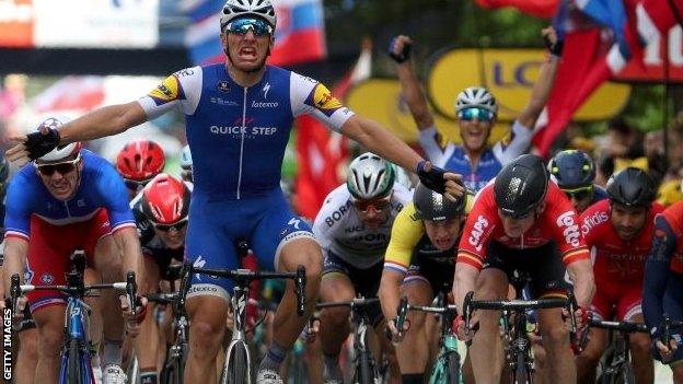 Marcel Kittel wins stage two in Liege