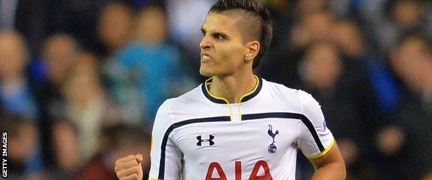 Tottenham midfielder Erik Lamela