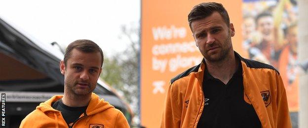 Hull City's Shaun Maloney and David Marshall