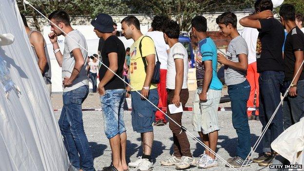 Tented camp for migrants in Dresden, 25 Jul 15