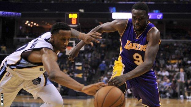 Luol Deng (right)