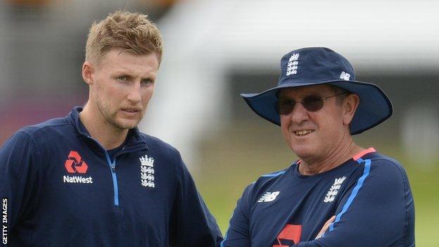 Joe Root (left) and Trevoy Bayliss (right)