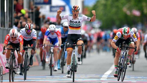 German Pascal Ackermann wins a high-speed bunch sprint