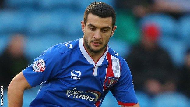 Carlisle United midfielder Gary Dicker