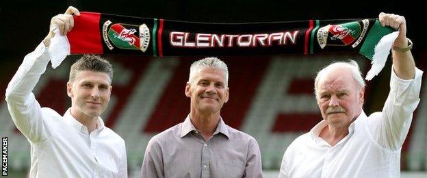 Leeman, Smyth and McFall will form part of the new management team at Glentoran