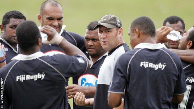 Wayne Pivac addresses his players during training with Fiji in 2006