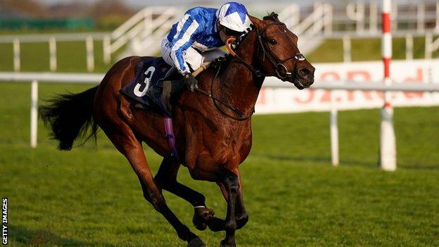 Jockey Silvestre de Sousa riding Bangkok