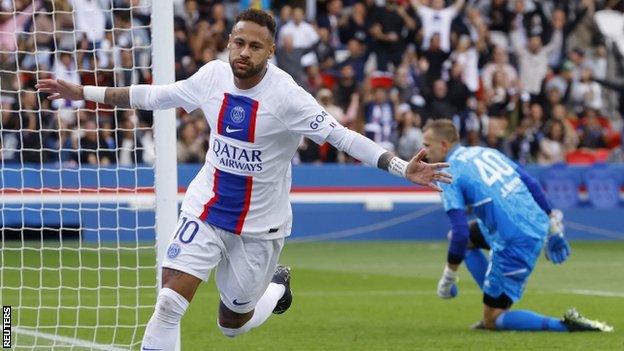 Neymar celebrates scoring against Brest