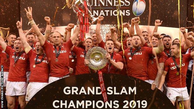 Wales celebrate winning the 2019 Six Nations Championship