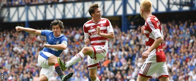 Barton tries his luck with a shot from the edge of the Accies box