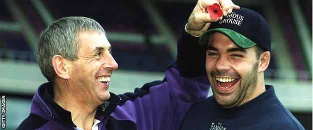 Former Scotland coach Ian McGeehcan share a joke in 2000