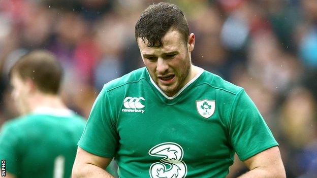 Ireland centre Robbie Henshaw