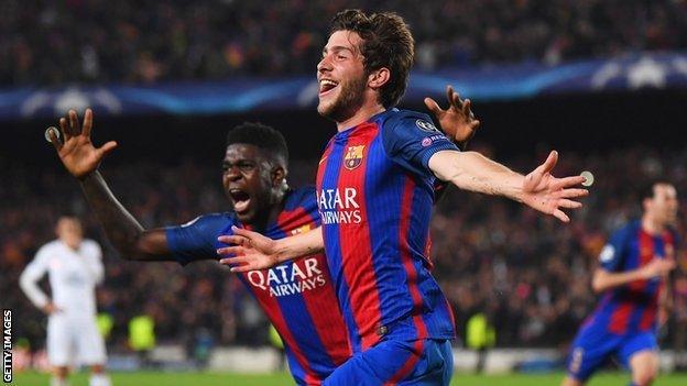 Sergi Roberto celebrates his winner against PSG to send Barcelona to the quarter-finals of the 2016-17 Champions League