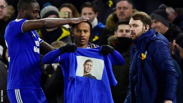 Bobby Reid lifted a t-shirt showing Sala's face when he scored early on