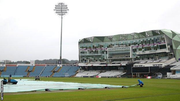 A rain-soaked Headingley