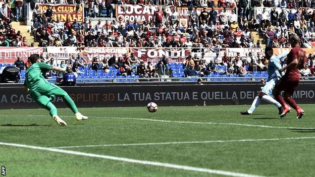 Lazio beat Roma for the first time in Serie A since November 2012