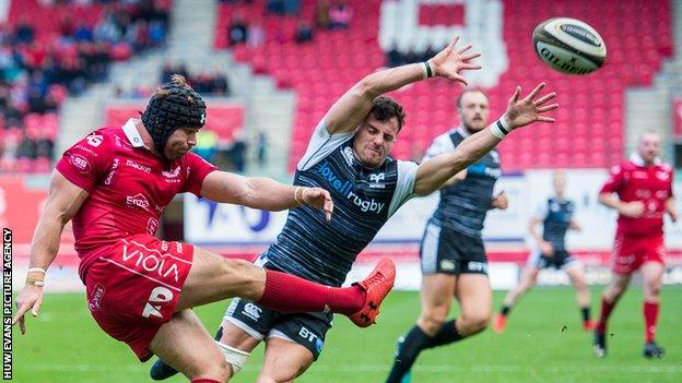 Leigh Halfpenny