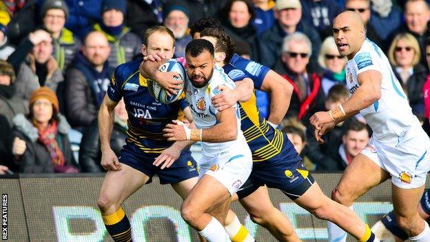 Tom O'Flaherty makes a run for Exeter