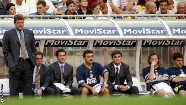 John Toshack in the dugout at Real Madrid