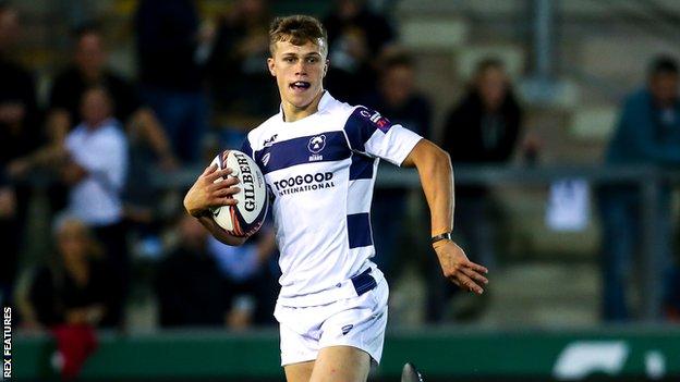 Toby Venner playing for Bristol in 2019