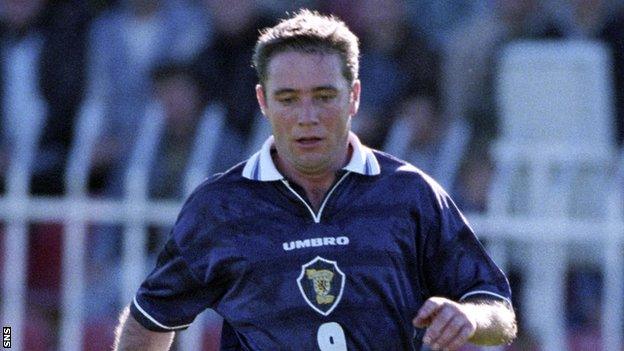 Ally McCoist in action for Scotland in 1998