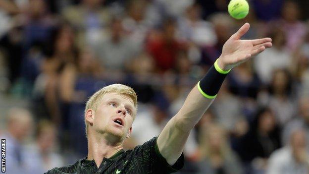 Kyle Edmund serves