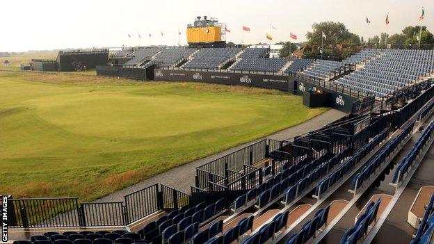 The 18th green at Royal St George's