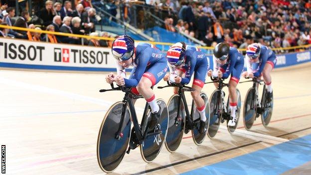 Britain win team pursuit silver