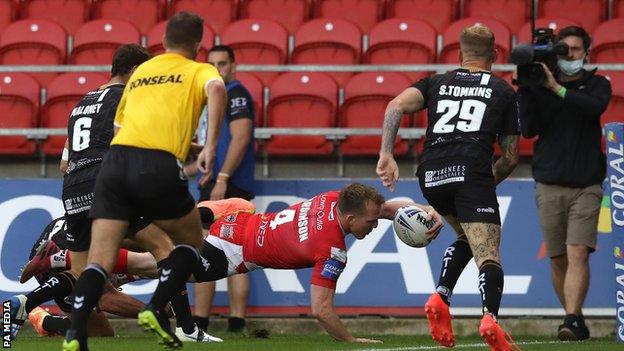 Dan Sarginson scores for Salford