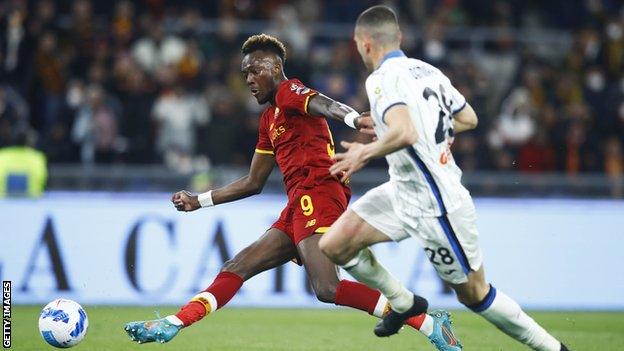 Tammy Abraham scores Roma's goal against Atalanta