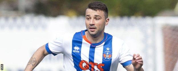 Alexei Eremenko in action for Kilmarnock