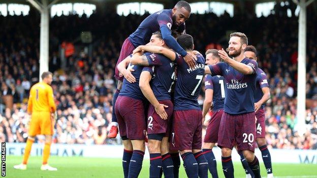 Arsenal players celebrate