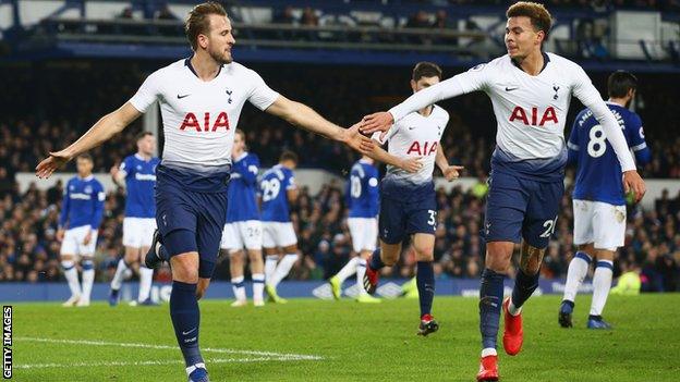 Harry Kane and Dele Alli celebrate after Tottenham score against Everton