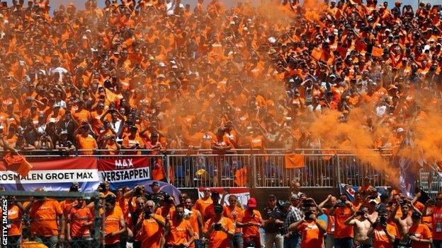 Dutch fans