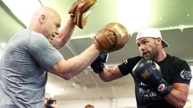 Saunders credits linking up with Dominic Ingle as the reason his motivation has returned