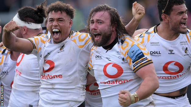 Wasps forwards Gabriel Oghre (left) and Vaea Fifita (right) were both among the try scorers at The Rec