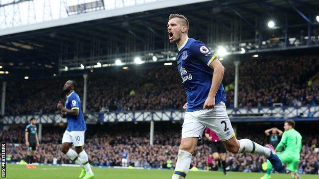 Morgan Schneiderlin celebrates after scoring Everton's second goal against West Brom