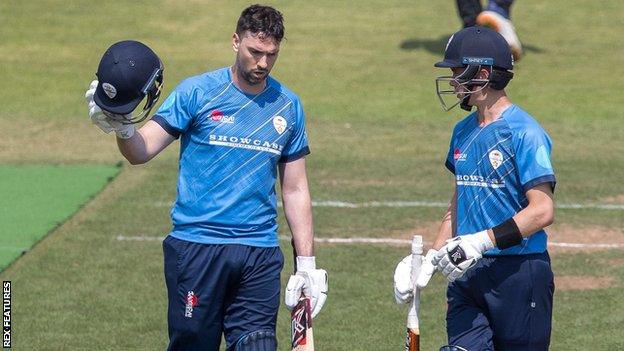 Billy Godleman scored a hundred against Leicestershire in Derbyshire's opening One-Day Cup group game