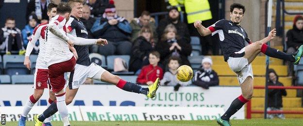 Joe Garner makes it 2-1 with an excellent shot from outside of the box