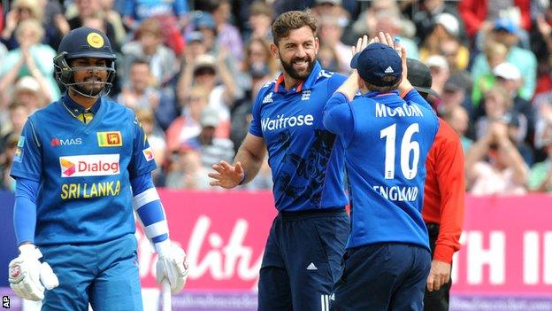 Liam Plunkett and Eoin Morgan