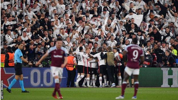 West Ham deflated as Frankfurt celebrate